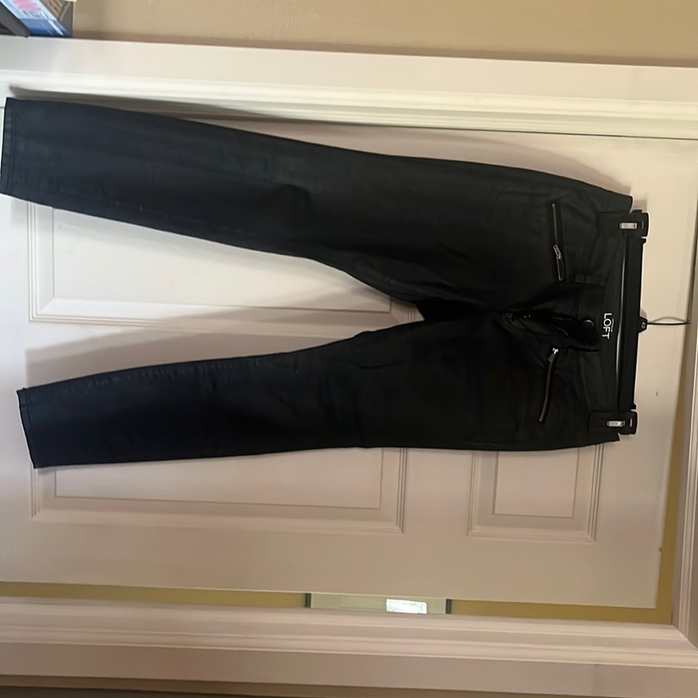 Ann Taylor. Loft.  97% cotton. 3% spandex